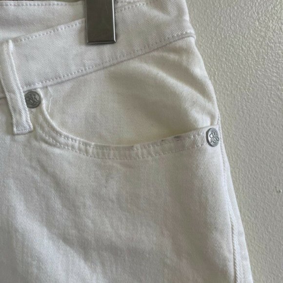 Rock & Republic NWT Women's White Jeans shorts fryed hem 5-Pockets Size 8 - Picture 9 of 11
